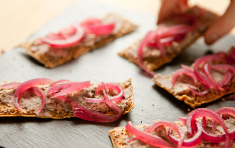 Black-Eyed Pea Pâté with Pickled Onions on Flatbread Crackers