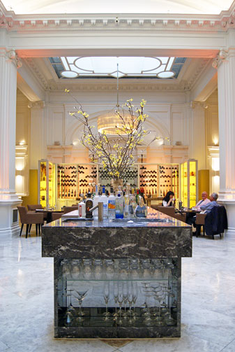 Andaz bar
