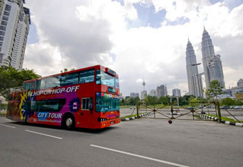 Hop-On Hop-Off – Day and Night Tour in Kuala Lumpur – travel review