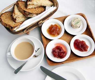 Toast and jam