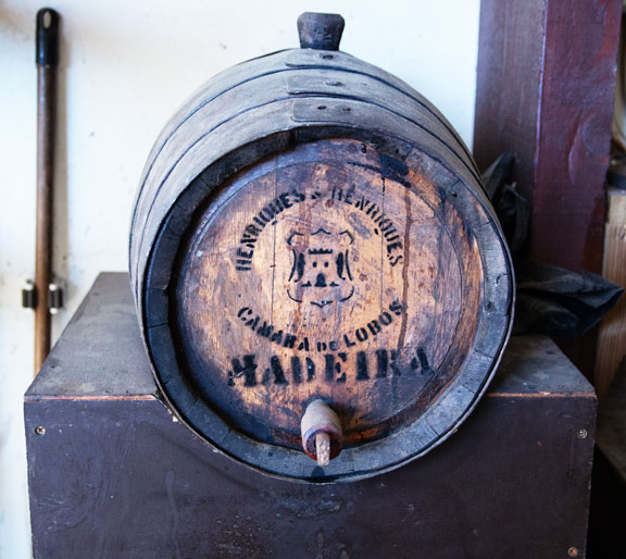 Madeira barrel