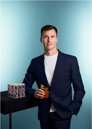 Daniel Soos Zooz drinks