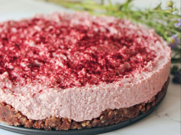 No bake maple and rhubarb cake